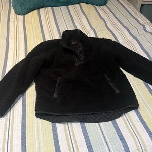 Athleta size M black fuzzy pullover